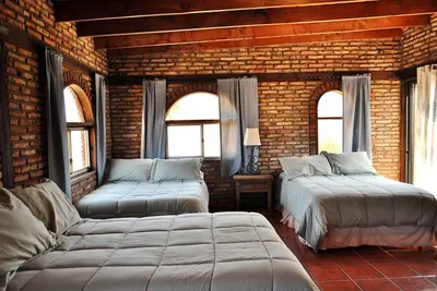 Image de Hôtel pouvant accueillir 6 personnes