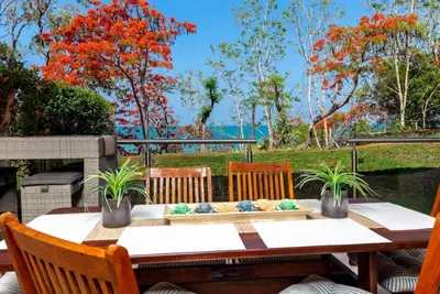 Image de Le Sommet @ Trinity Beach- Ocean Views! !