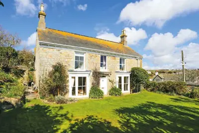 Image de Churchtown House historique avec vue sur la mer
