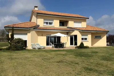 Image de Maison contemporaire Ă la campagne
