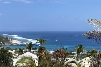 Image de T2 garden level sea view in Saint Gilles les Bains