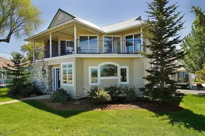 Image de Lakefront 3-Br Home Deux miles de Cedar Point et Sports Force
