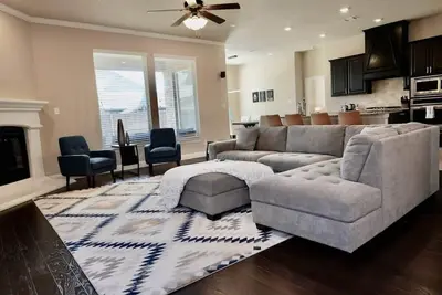 Image de Magnifique Propriété Bien Décorée au Rez-de-chaussée