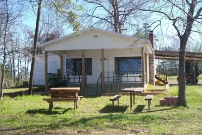 Image de 3/2 Accueil avec une vue imprenable et votre propre jetée privée.