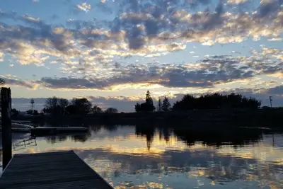 Image de Deluxe Waterfront Vacation House Super cadre dans Koket Resort, sur le Delta. . .