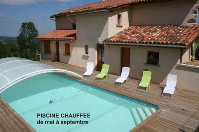 Image de Maison de campagne, Piscine PRIVÉE chauffée de mai à sept. Auvergne-Rhône-Alpes