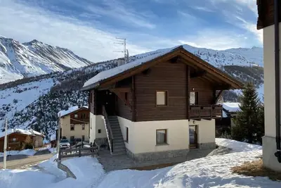 Image de Appartement de luxe avec concepteur de chalet Ă Livigno