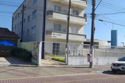 Image de Vacances de Pâques, bon pied dans le sable.
