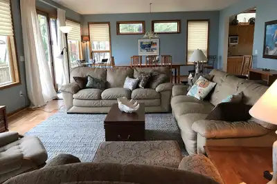 Image de Maison de luxe de 5 chambres au bord du lac, Lake Huron, Sandy Beach, Wooded Point