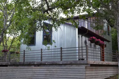 Image de ArtYCottage - meubles sur mesure et art à travers. Isolé et fabuleux! <br>