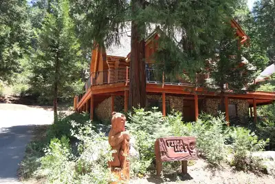 Image de Hikers Hideaway est situé à l'extrémité d'un cul-de-sac dans une partie isolée de Yosemite West