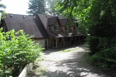 Image de Muskoka Retreat, Waterfront, 2 Decks + Dock, Master Loft, Swim / Boat / Fish