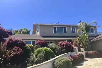 Image de Maison confortable et lumineuses au cœur de la Silicon Valley, avec vue sur la baie