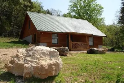 Image de Lodge de campagne entièrement moderne et unique. Calme et confortable.