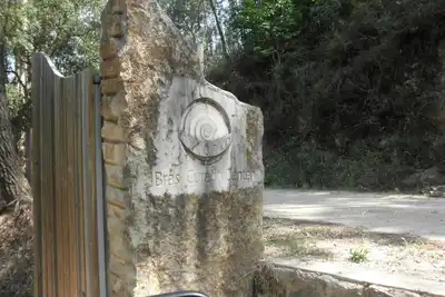 Image de Cottage accès facile, très calme et le confort.