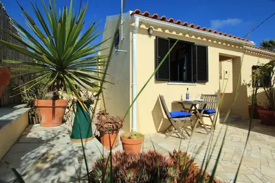 Image de Private garden & Bbq, 5 mins walk to the beach, Praia das Maçãs, Sintr