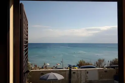 Image de l'appartement le plus proche de la mer n'est pas possible