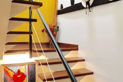 Image de Dulantziko Arbola. Une vieille maison. Une maison moderne
