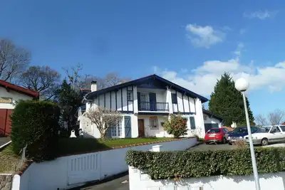 Joli App T3 de 60m² pour 5 pers. ds maison particulière proche de St jean de Luz