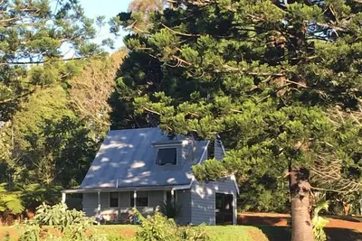 Cuddle Cottage Montville