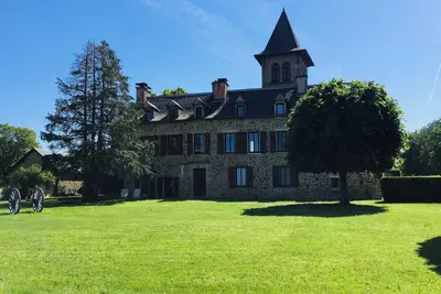Image de Aveyron, Appartement dans petit Château à 9km de Rodez