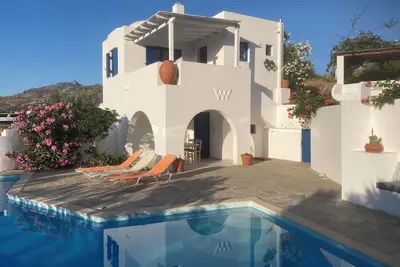 Image de Villas Guilena Situation paisible, vallée de montagne, piscine privée, village local