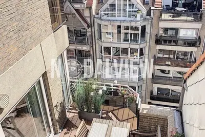 Image de Splendide Duplex Penthouse, terrasse, Vue Mer Latérale- à proxi de la place Rubens