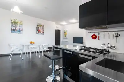 Image de Appartement 2 Pieces, terrasse avec vue Mer, 1er étage avec ascenseur, quartier résidentiel