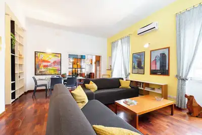 Image de Lumineux, grand et bel appartement près de la gare de Trastevere