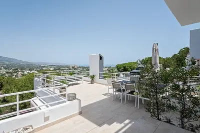 Image de Casa Libertad - 4bd duplex with panoramic views!