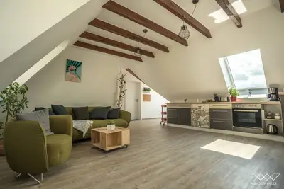 Accueil / 2 chambres / centre ville / balcon / immeuble neuf 2017 / WiFi incl.
