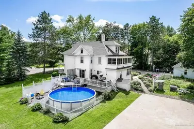 Image de Maine Lakehouse Retreat