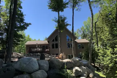 Image de Cabine Waterfront sur Crane Lake, Pickerel, Wi 4 chambres plus loft, 3 salles de bain complètes