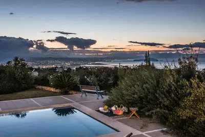 Image de Villa Mariposa-Luxury & Sunny avec piscine privée / vue panoramique sur la mer et la ville