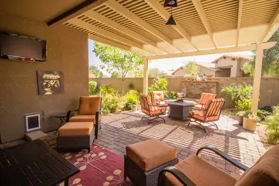 Image de Charme, chaleureux et confortable 3 Br Maison près du lac Pleasant,