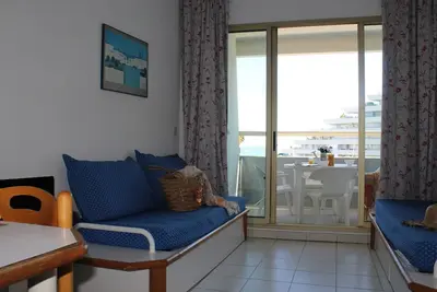 Image de Studio à Villeneuve-Loubet Plage avec Parking Privé, 2/4 Couchages