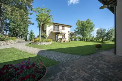Image de Tulipano Appartement familial au rez-de-chaussée avec jardin