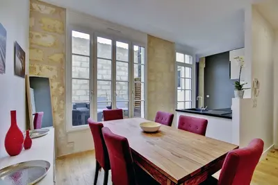 Image de Les Halles - Deux Chambres Appartement, Couchages 5