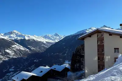 Image de Thyon les Collons, 4 Vallées- appartement ski luxueux avec 3 chambres et Jacuzzi