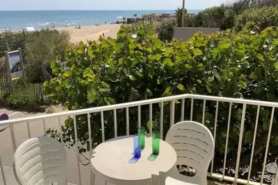 Image de Spacieux duplex, face à la mer avec Parking privatif, barbecue