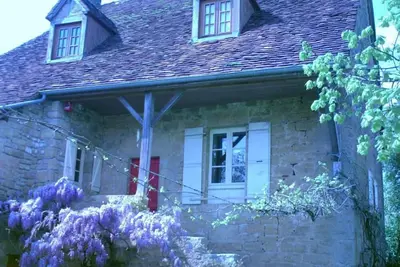 Image de Belle maison du XVIIème siècle restaurée.