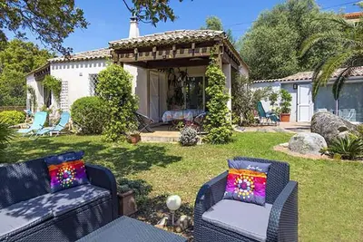 Image de Maison et Studio avec Jardin A 900m Des Plages Du Golfe De Pinarello