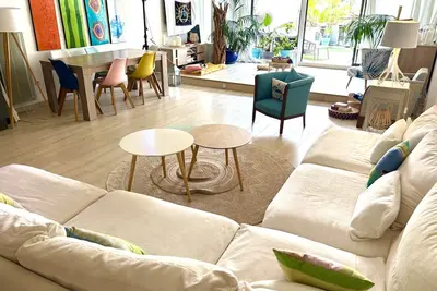 Image de Magnifique appartement traversant de 110m2, terrasse vue sur port, 3 chambres