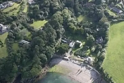 Image de Fishermans Cottage avec la plage Ă sa porte