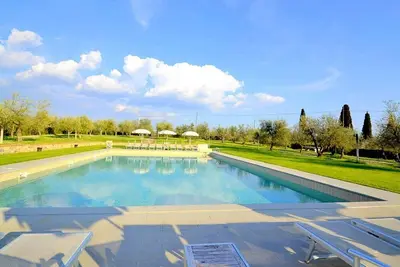 Image de Casa Katia C: Un appartement caractéristique et accueillant dans le style typique de la campagne toscane.