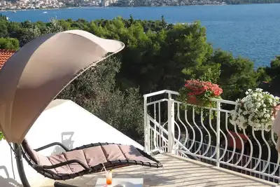 Image de Yellow House A1 Grate Sea Vues de la terrasse privée, Emplacement de la grille!