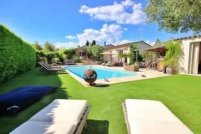 Été  chaleureuse villa provençale, calme, vert, ensoleillé, pisc/jard/jacu/pétanqu