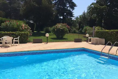 Image de Cannes, mer à 100m, piscine, parking