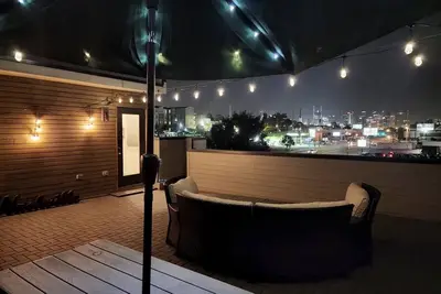 Image de Incroyable terrasse sur le toit et l'emplacement