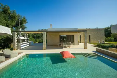 Image de Ianira, villa privée moderne avec piscine